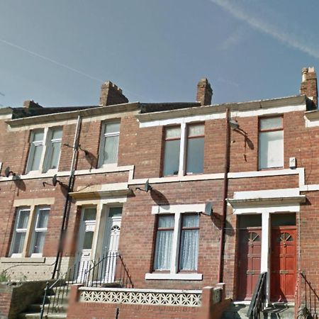 Howe - Newly Refurbished 2 Bedroom Flat Free Parking Gateshead Exterior foto